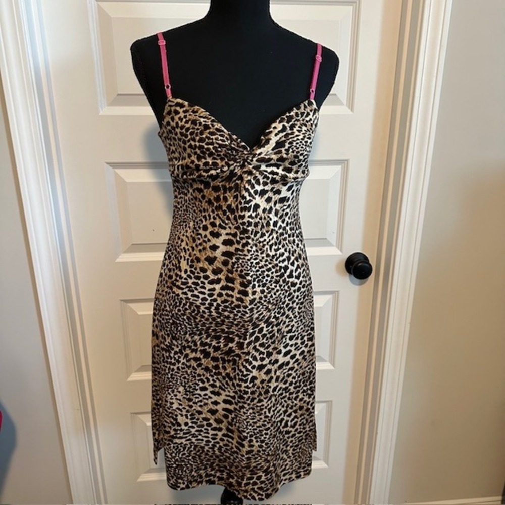 BCBG Leopard Print Dress,‎ Twist Front, Sleeveless, Knee Length, Sexy Party
